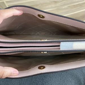 MICHAEL KORS TRISHA MEDIUM LOGO CROSSBODY IN POWDER BLUSH