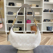 Load image into Gallery viewer, COACH PAYTON HOBO IN SIGNATURE CANVAS (COACH CE620) GOLD/CHALK/GLACIERWHITE
