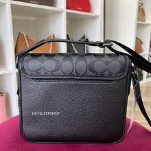 Load image into Gallery viewer, COACH SULLIVAN FLAP CROSSBODY IN BLACK/CHARCOAL (CC032)
