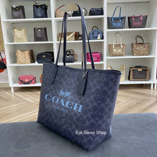 Load image into Gallery viewer, COACH CITY TOTE IN SIGNATURE CANVAS (COACH CP074) SILVER/DENIM/MIDNIGHT NAVY
