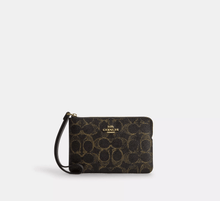 Load image into Gallery viewer, COACH CORNER ZIP WRISTLET IN LOVED SIGNATURE CANVAS (CEF78) IN BROWN
