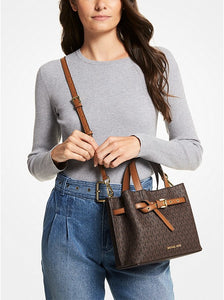 MICHAEL KORS EMILIA SMALL SATCHEL SIGNATURE IN BROWN