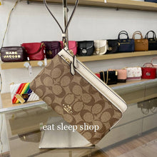 Load image into Gallery viewer, COACH DOUBLE ZIP WALLET WRISTLET SIGNATURE C5576 IN KHAKI CHALK
