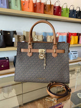 Load image into Gallery viewer, MICHAEL KORS HAMILTON MEDIUM SATCHEL IN BROWN
