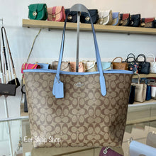 Load image into Gallery viewer, COACH CITY TOTE IN SIGNATURE 5696 IN KHAKI MARBLE BLUE
