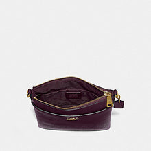 Load image into Gallery viewer, COACH KITT MESSENGER CROSSBODY IN OXBLOOD F41320
