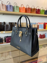 Load image into Gallery viewer, MICHAEL KORS HAMILTON MEDIUM SATCHEL IN BLACK
