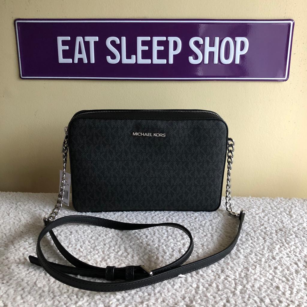 MICHAEL KORS JET SET ITEM  LARGE EW CROSSBODY SIGNATURE IN BLACK (5490690424985)