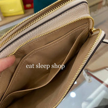 Load image into Gallery viewer, COACH DOUBLE ZIP WALLET WRISTLET SIGNATURE C5576 IN KHAKI CHALK
