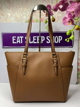 Load image into Gallery viewer, MICHAEL KORS LARGE CHARLOTTE TOP ZIP TOTE IN LUGGAGE (7035366244539)
