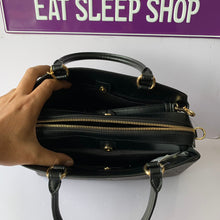 Load image into Gallery viewer, COACH LILLIE CARRYALL 91493 IN BLACK (6069299118267)
