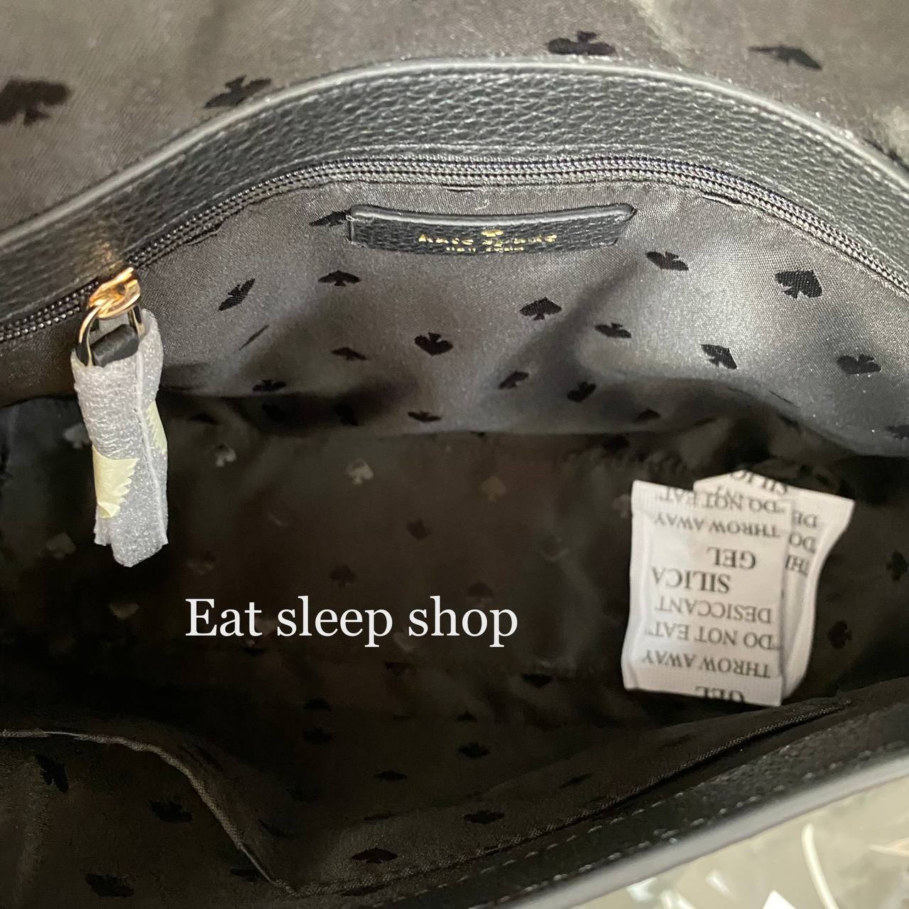 Kate spade 2024 bag inside