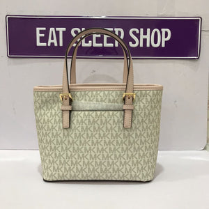 MICHAEL KORS JET SET TRAVEL XS CARRYALL CONVERTIBLE TOP ZIP TOTE IN SIGNATURE POWDER BLUSH MULTI (6129085612219)