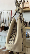 Load image into Gallery viewer, COACH KRISTY SHOULDER BAG IN COLORBLOCK SIGNATURE C7332 IN LIGHT KHAKI IVORY MULTI
