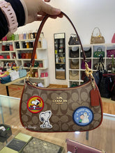 Load image into Gallery viewer, COACH X PEANUTS TERI SHOULDER BAG IN SIGNATURE CANVAS WITH PATCHES E848 IN GOLD/KHAKI/REDWOOD MULTI
