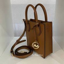 Load image into Gallery viewer, MICHAEL KORS MERCER XS CROSSBODY LEATHER IN LUGGAGE
