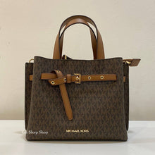 Load image into Gallery viewer, MICHAEL KORS EMILIA SMALL SATCHEL SIGNATURE IN BROWN
