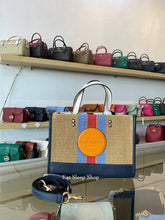 Load image into Gallery viewer, COACH DEMPSEY CARRYALL STRAW WITH COACH PATCH CA203 IN NATURAL MULTI
