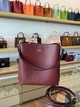 Load image into Gallery viewer, COACH MOLLIE BUCKET BAG CC754 IN WINE MULTI
